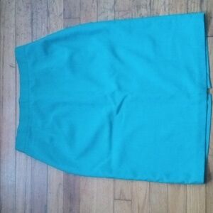 Sag Harbor Petite 🩵 teal green  asymmetrical skirt. Vintage